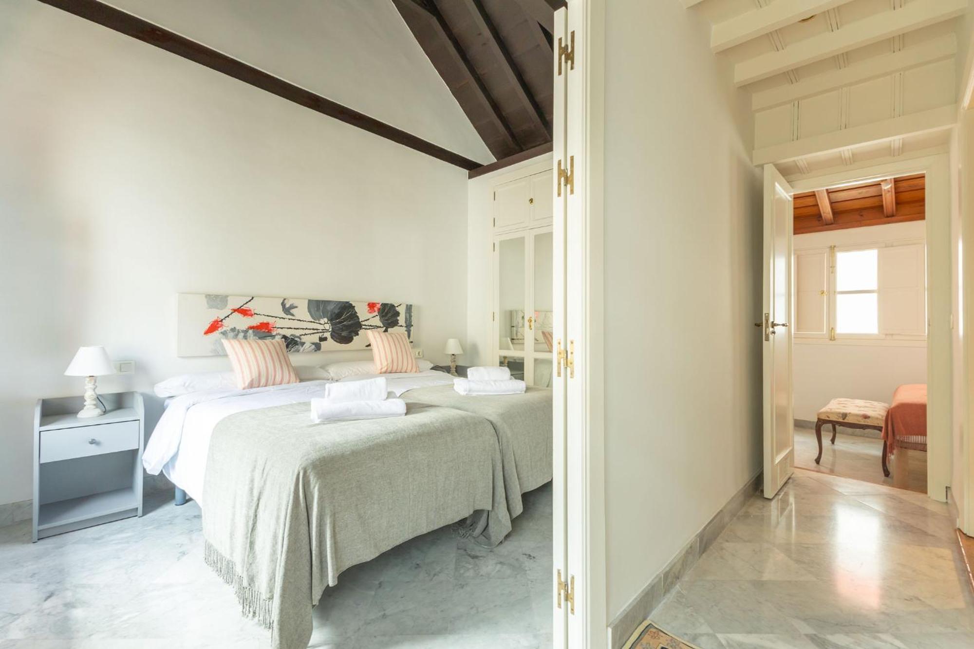 Villa Romana Kindly Apartment Севиля Екстериор снимка