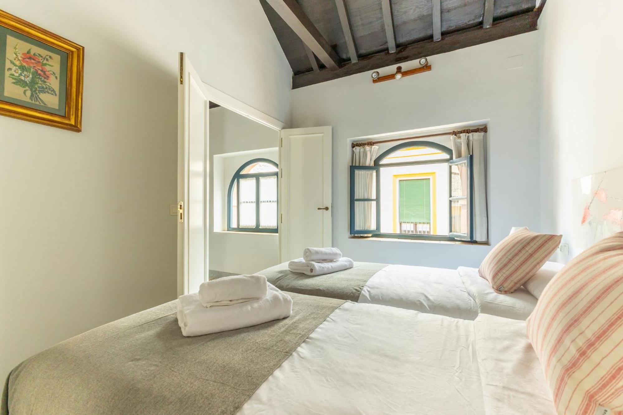 Villa Romana Kindly Apartment Севиля Екстериор снимка