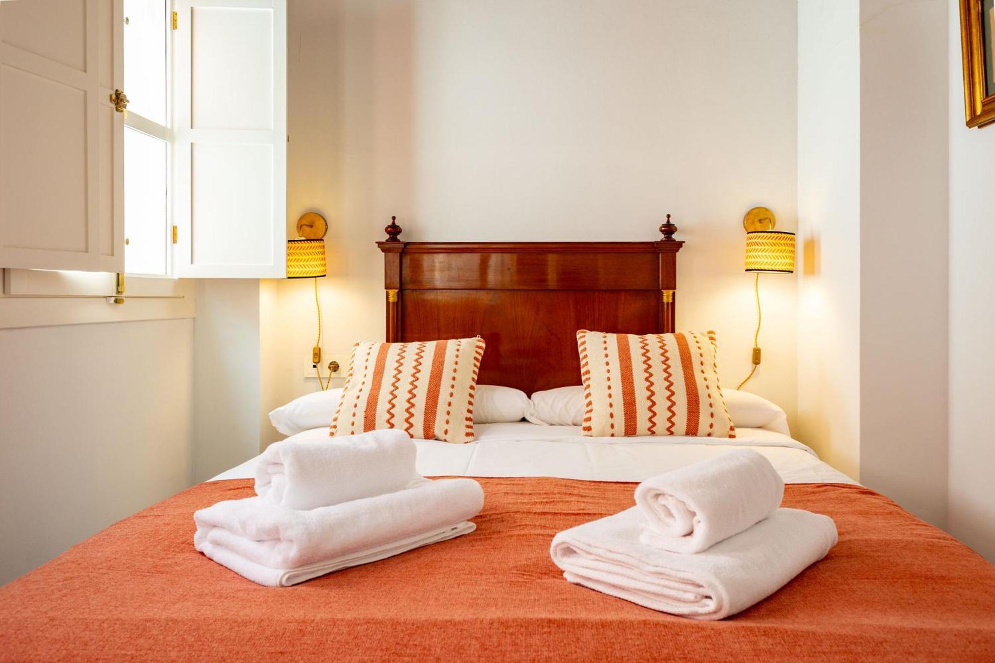 Villa Romana Kindly Apartment Севиля Екстериор снимка