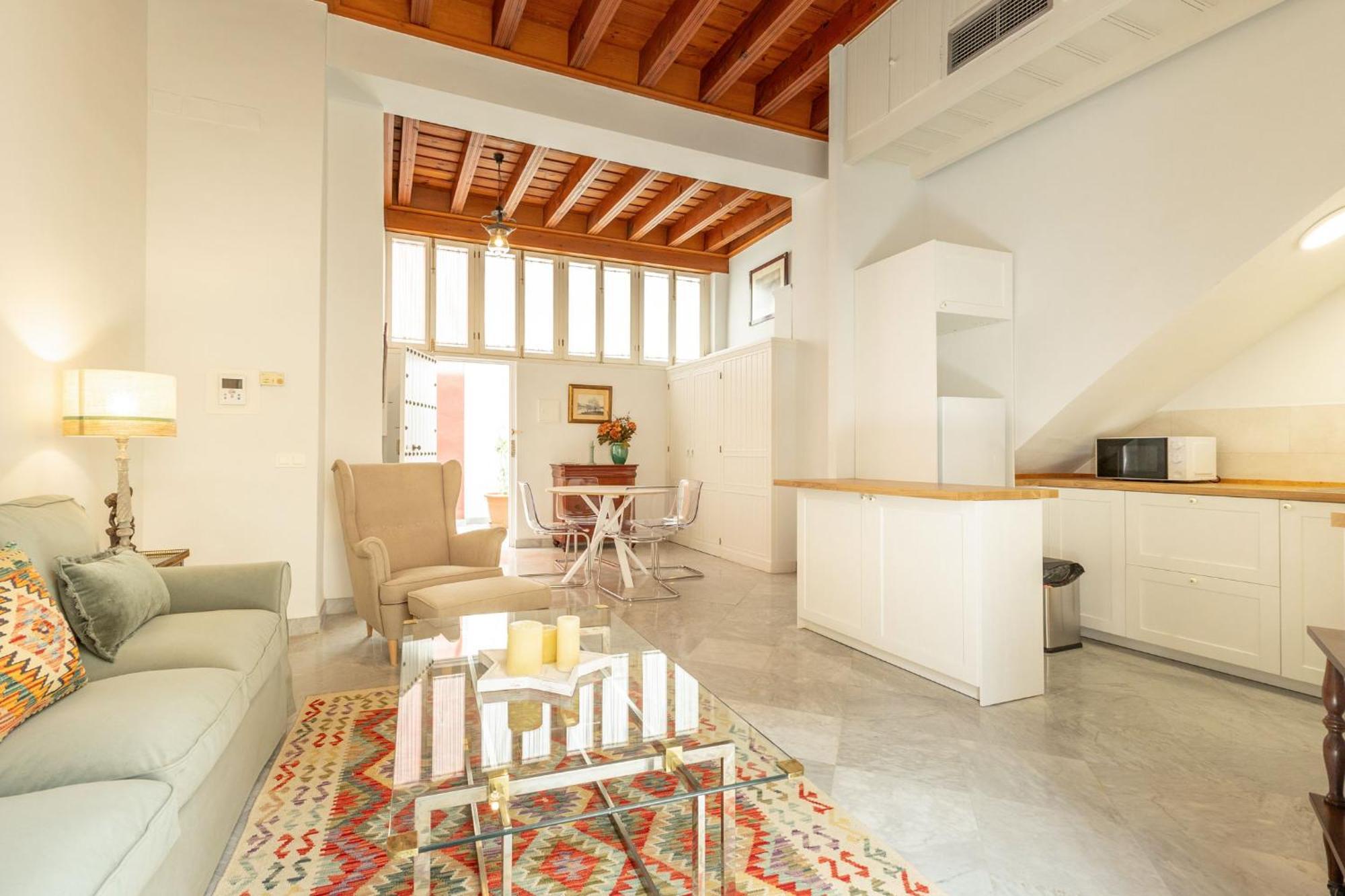 Villa Romana Kindly Apartment Севиля Екстериор снимка