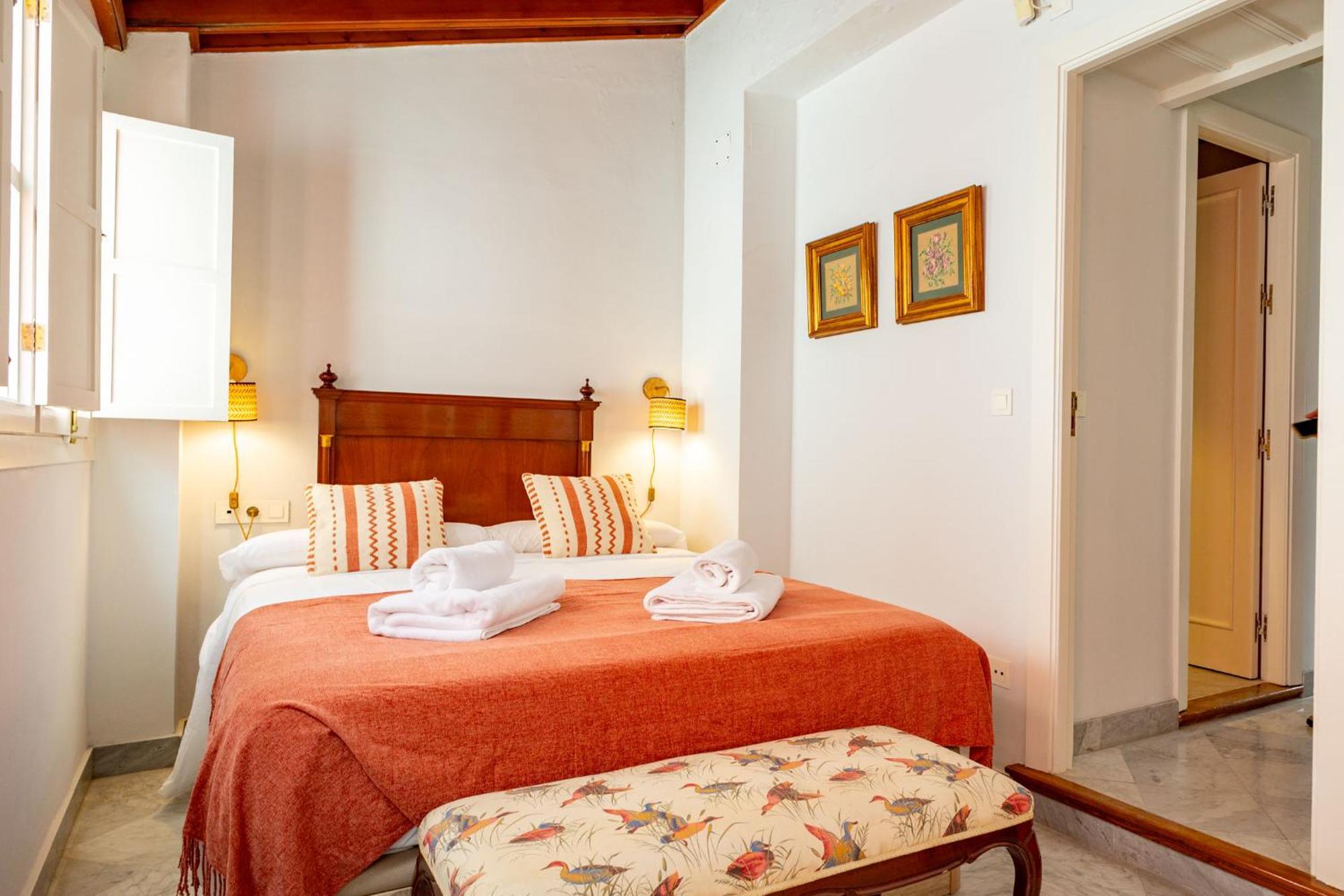 Villa Romana Kindly Apartment Севиля Екстериор снимка
