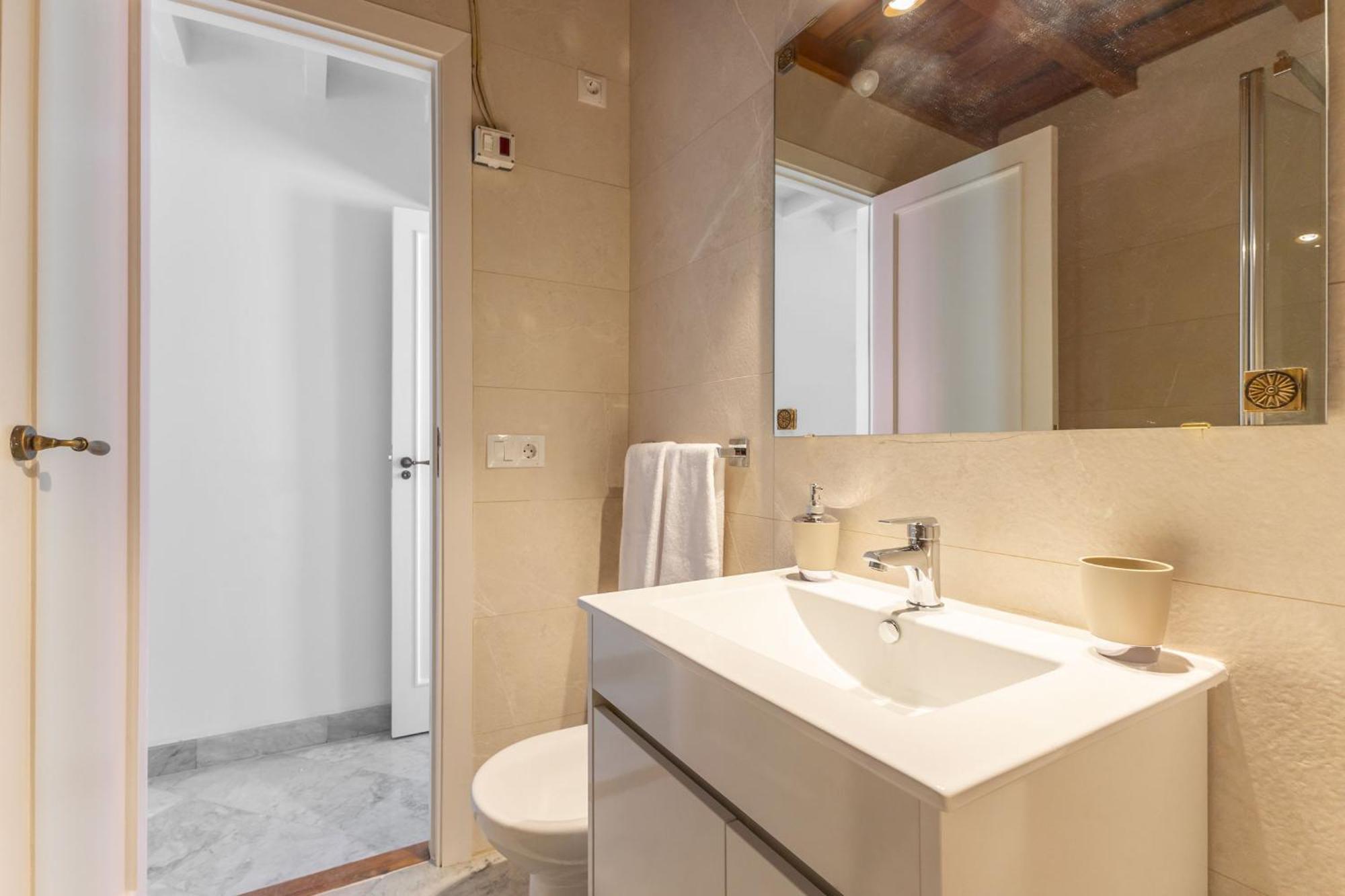 Villa Romana Kindly Apartment Севиля Екстериор снимка